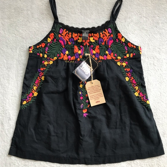 Lucky Brand Tops - Lucky Brand Embroidered Top NWT size 12